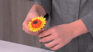 Gerbera de pasta de flores modelada