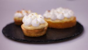 Carmen-montero-mayte-rodriguez-paolo-temesio-toni-rodriguez-academy-jorge-saludable-bakeoff-maribel-ríos-curso-online-sweetit-academy-lemonpie-lemon-pie-merengue-crema-pastelera